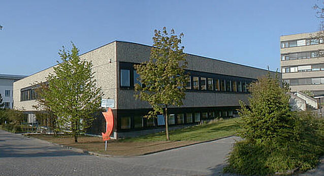 Der 2. Bauabschnitt des Rechenzentrums Der 2. Bauabschnitt des Rechenzentrums (Bezug 1983)